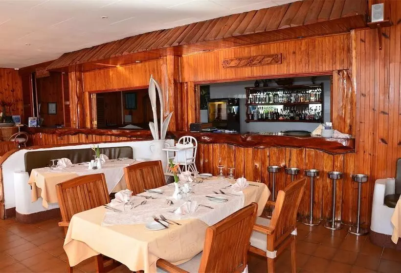 هتل The Britannia