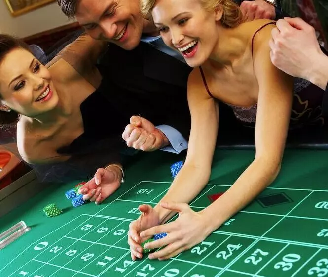 בית מלון כפרי Clifton Victoria Inn At The Falls