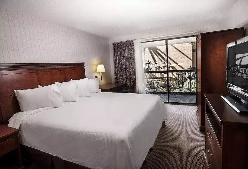 בית מלון כפרי Clifton Victoria Inn At The Falls