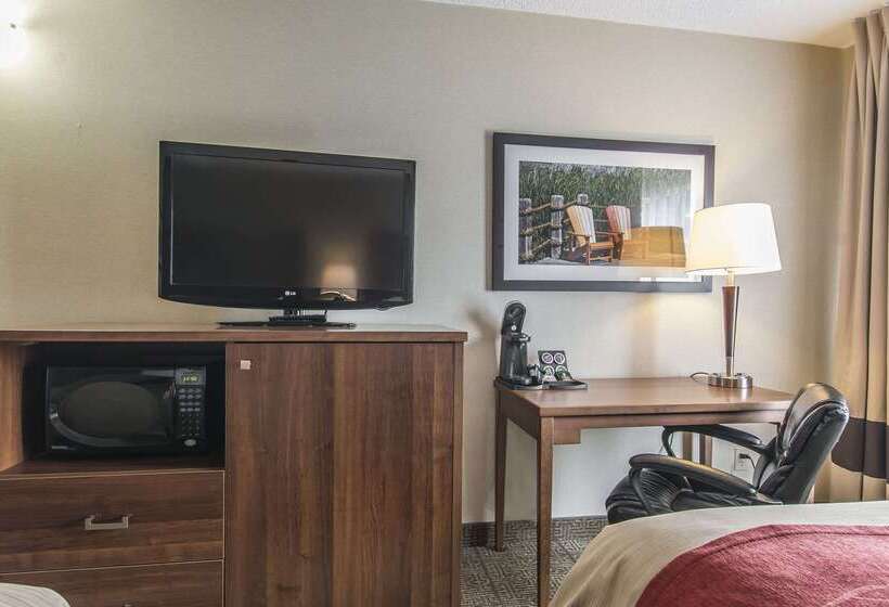 בית מלון כפרי Comfort Inn