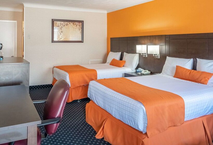 هتل Knights Inn North Bay