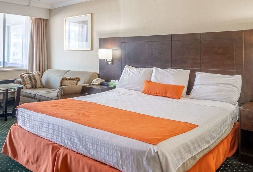 هتل Knights Inn North Bay