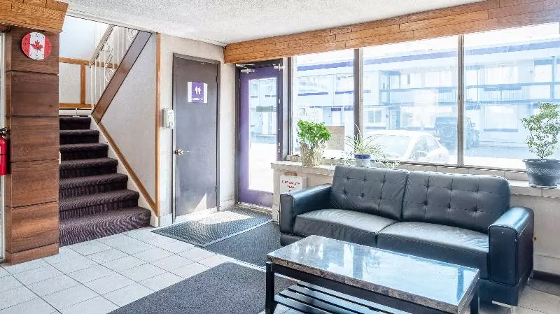 فندق Knights Inn North Bay