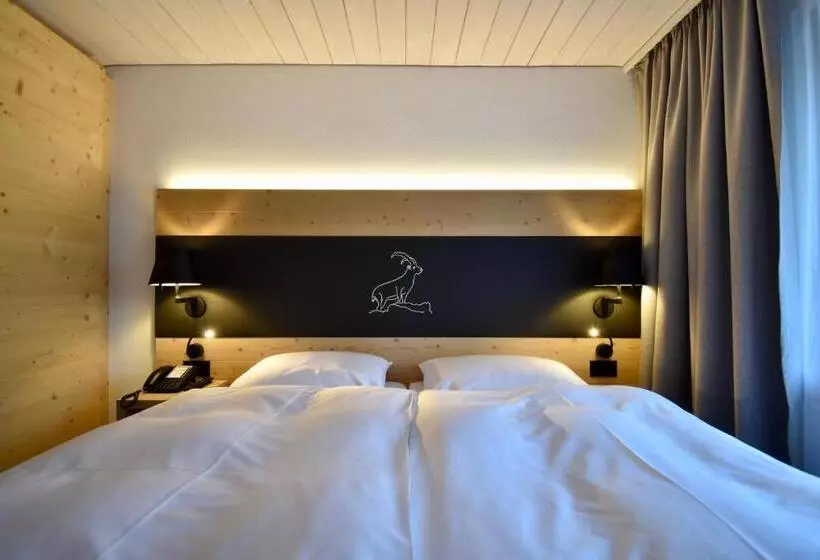 Отель Laaxerhof