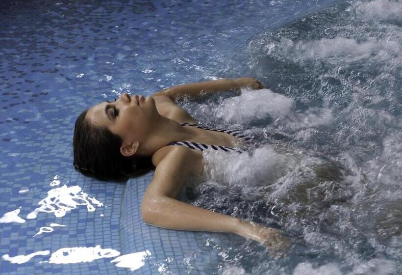 فندق Los Olivos Spa