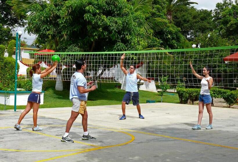 فندق Los Olivos Spa