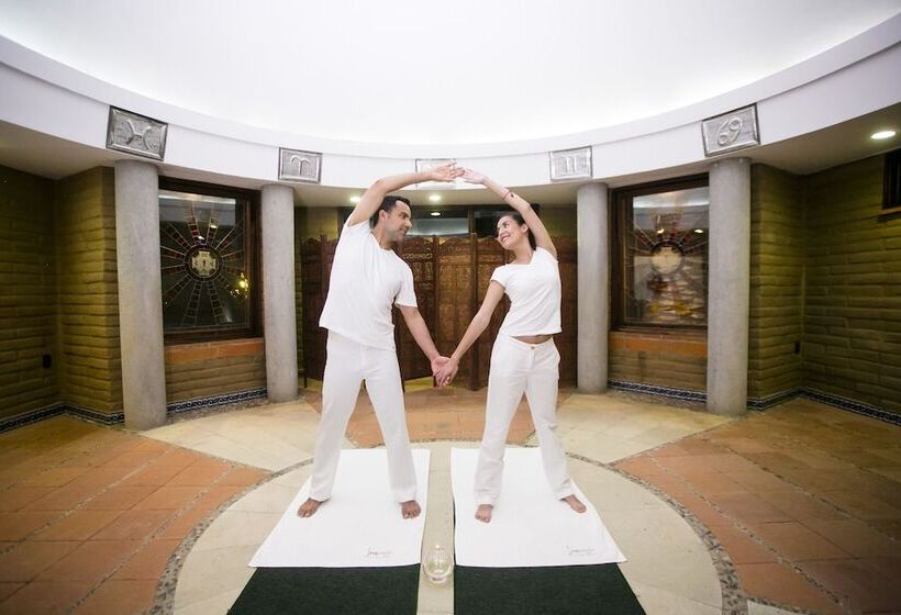 فندق Los Olivos Spa