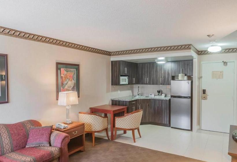 فندق Mississauga Inn & Suites