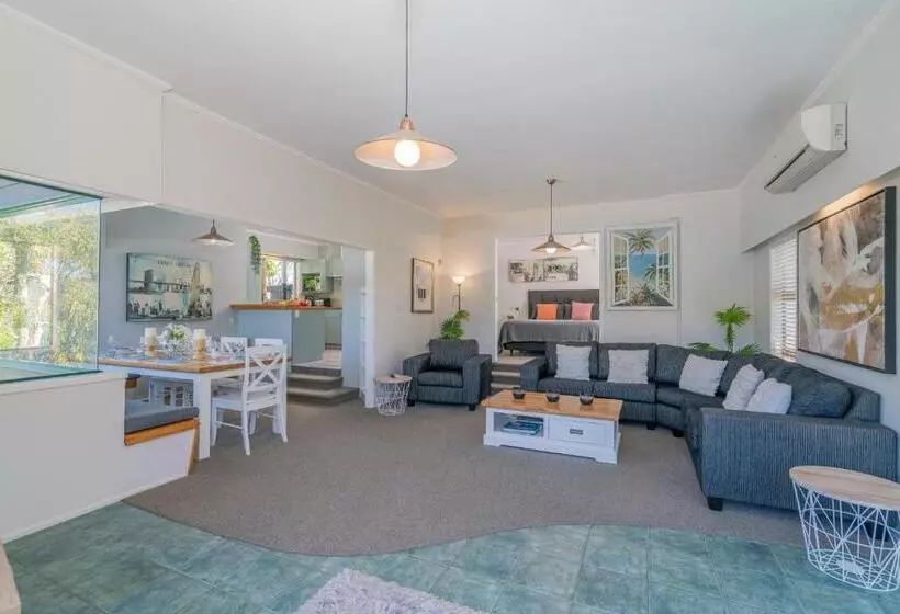 호텔 Oceans 88 Whitianga Coastal Suites