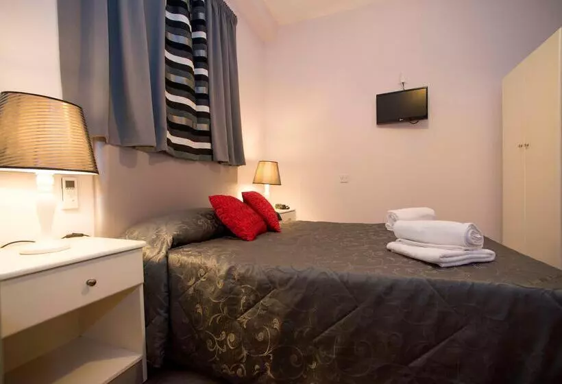 هتل Sliema Marina