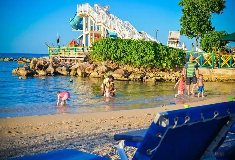 Franklyn D Resort & Spa All Inclusive
