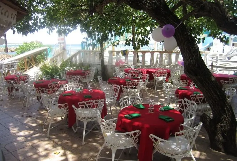 Franklyn D Resort & Spa All Inclusive