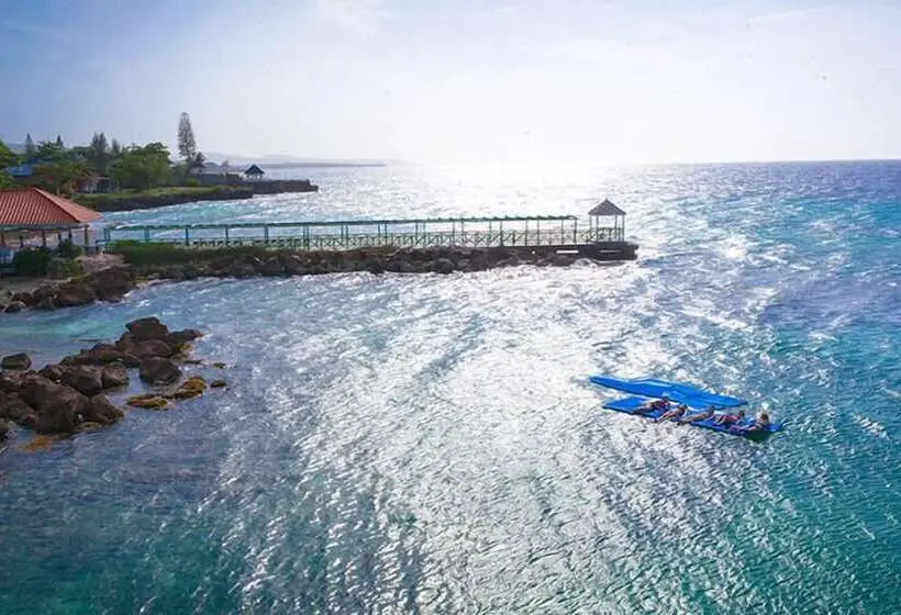 Franklyn D Resort & Spa All Inclusive