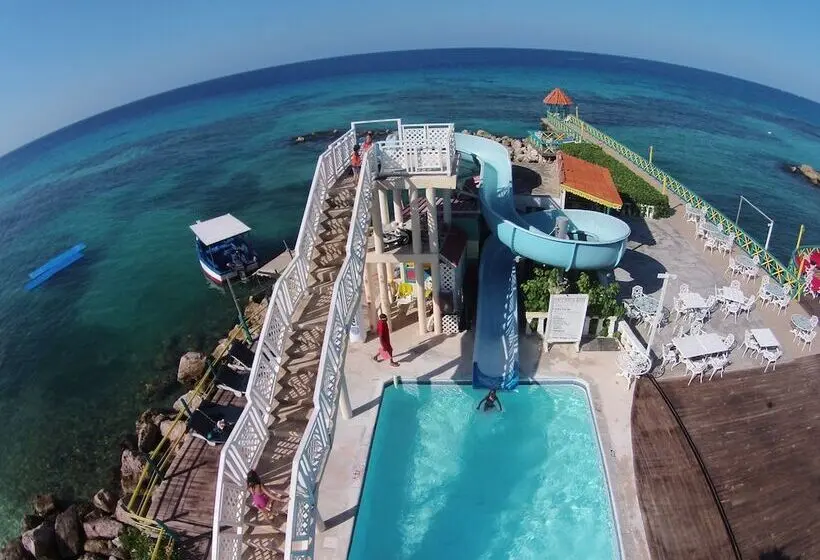 Franklyn D Resort & Spa All Inclusive