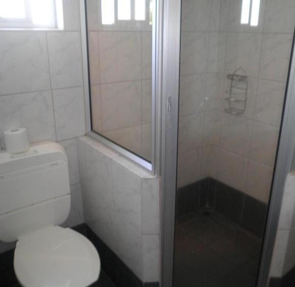 בית מלון כפרי Capricorn International