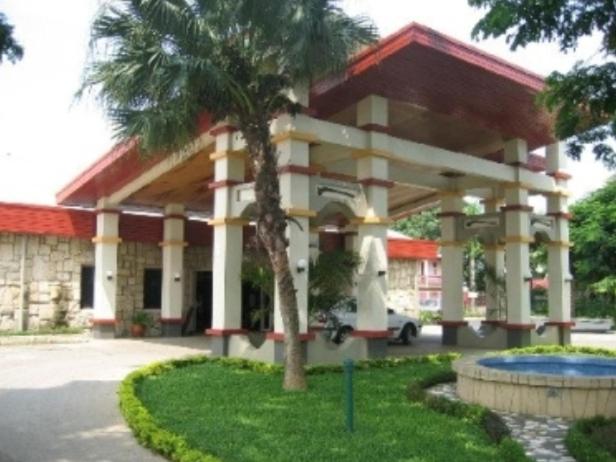 בית מלון כפרי Capricorn International