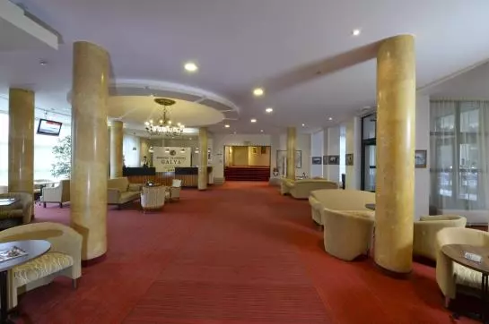 ホテル Grand