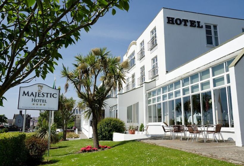 בית מלון כפרי Majestic