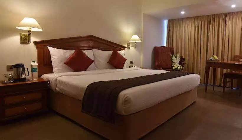 Отель Sagar Plaza