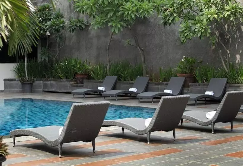 هتل Santika Premiere Semarang