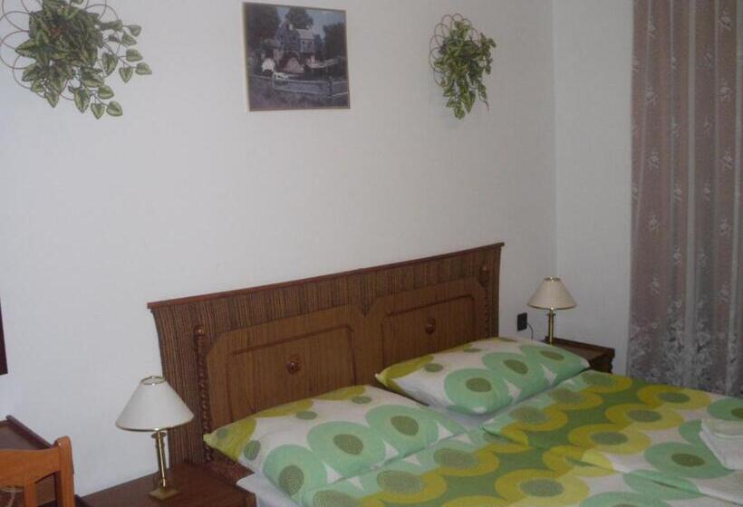 فندق Stop Panzio