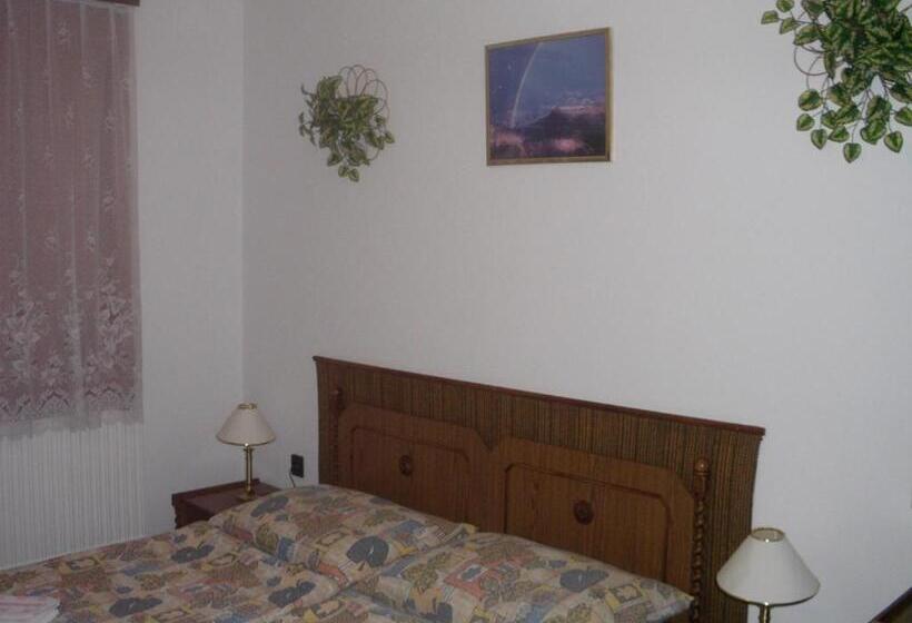 فندق Stop Panzio