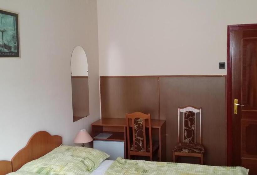 فندق Stop Panzio