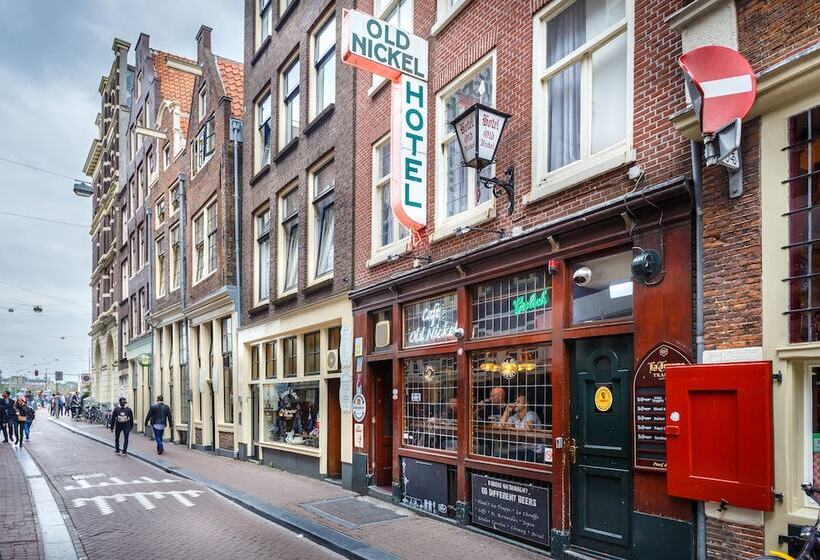ホテル The Old Nickel