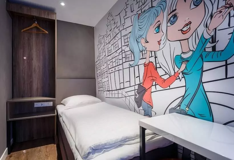 Отель The Old Nickel