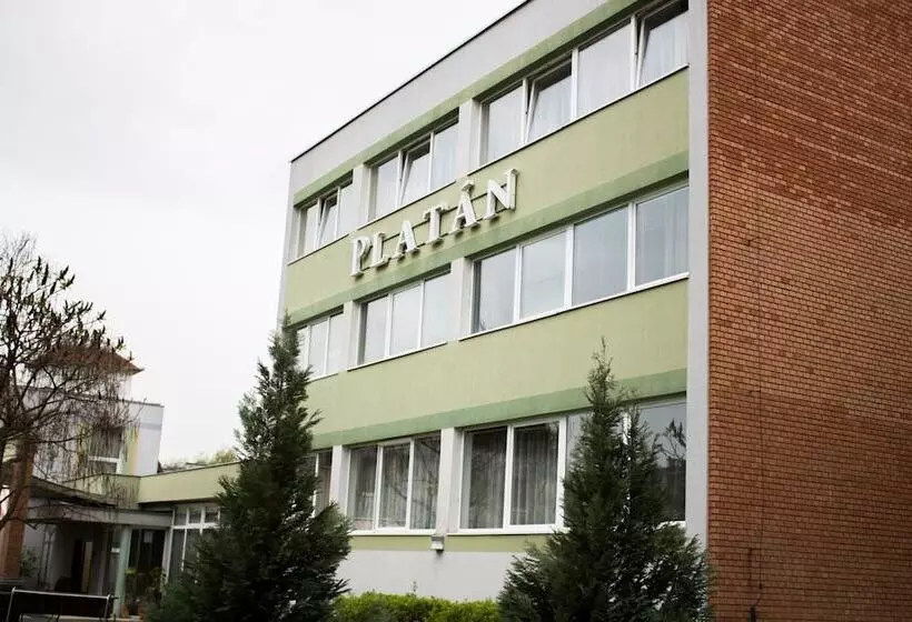 Komfort Hotel Platán