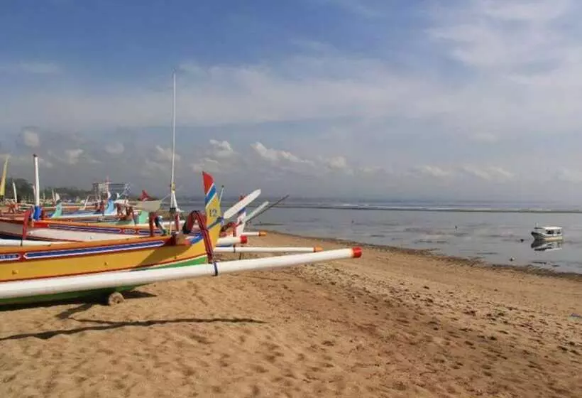 リゾートホテル Besakih Beach