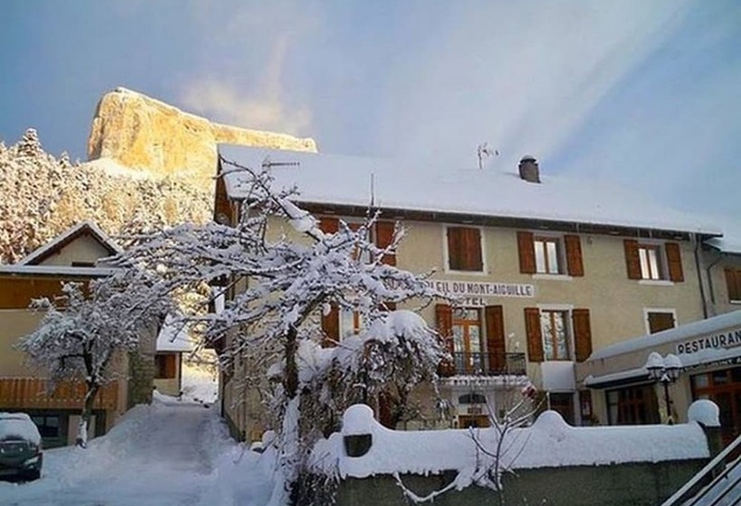 Отель Au Gai Soleil Du Mont Aiguille