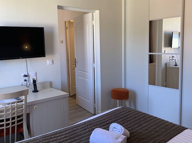 هتل Au Grand Hôtel De Sarlat   Pavillon De Selves