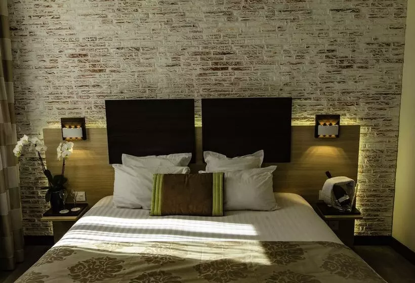 Hotel Au Grand Hôtel De Sarlat   Pavillon De Selves