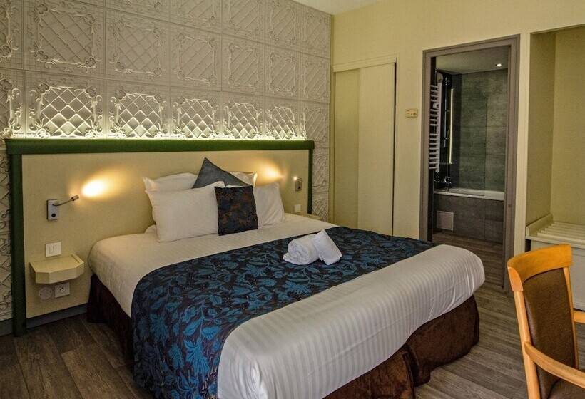 هتل Au Grand Hôtel De Sarlat   Pavillon De Selves