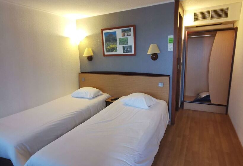 בית מלון כפרי Hôtel Restaurant Campanile Aurillac