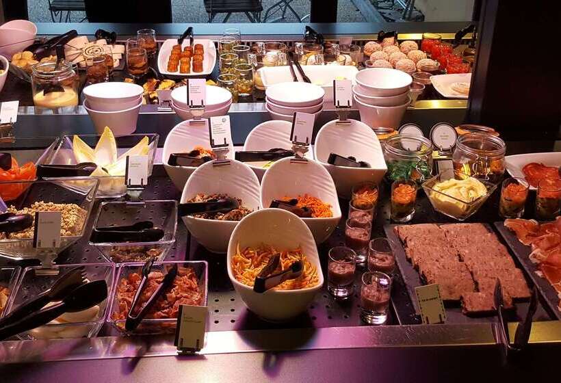 בית מלון כפרי Hôtel Restaurant Campanile Aurillac