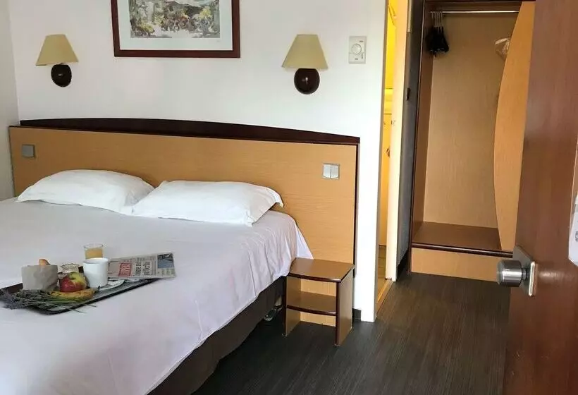 ホテル Campanile Cahors