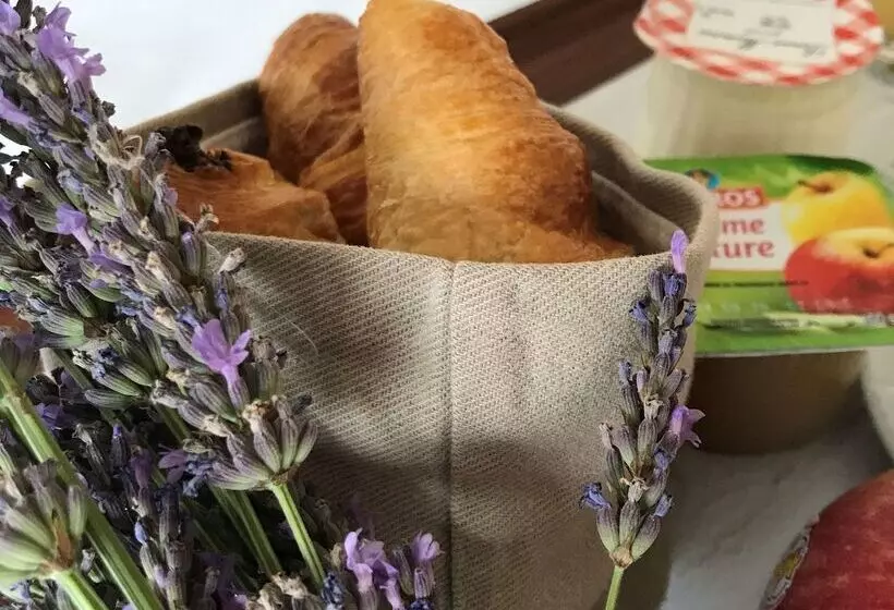 ホテル Campanile Cahors