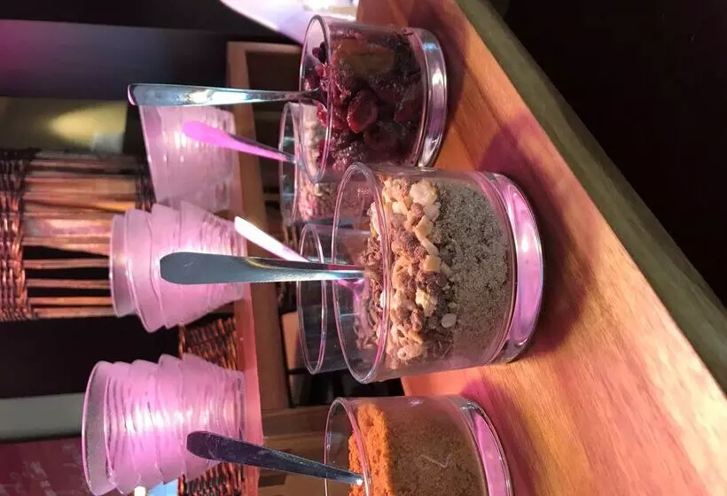 ホテル Campanile Cahors