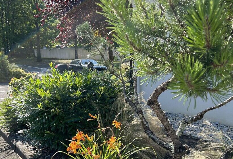 ホテル Campanile Cahors