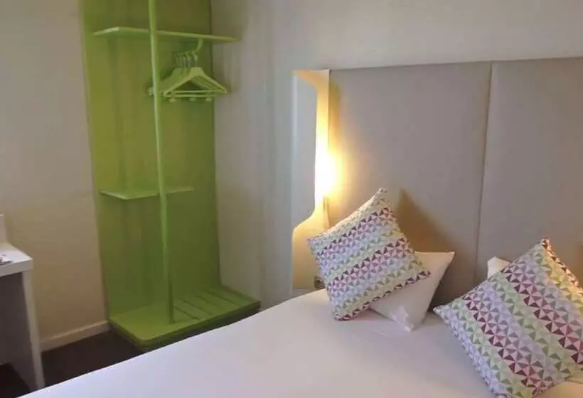 Отель Campanile Paris Ouest   Gennevilliers Barbanniers