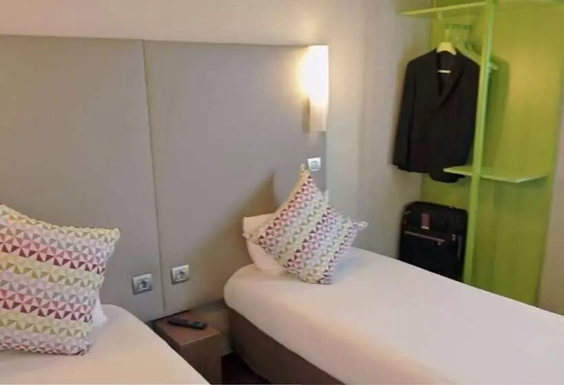 Отель Campanile Paris Ouest   Gennevilliers Barbanniers