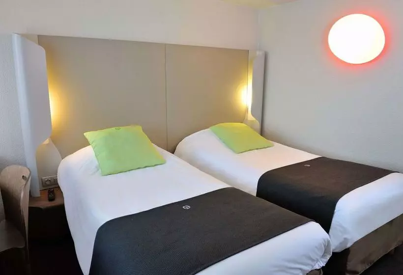 Отель Campanile Lyon Est  Aeroport Saint Exupery