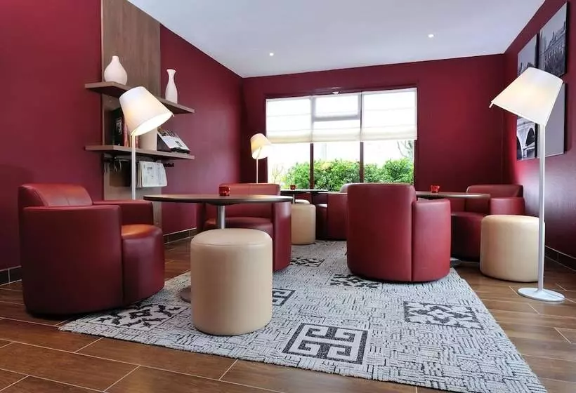 Отель Campanile Lyon Est  Aeroport Saint Exupery