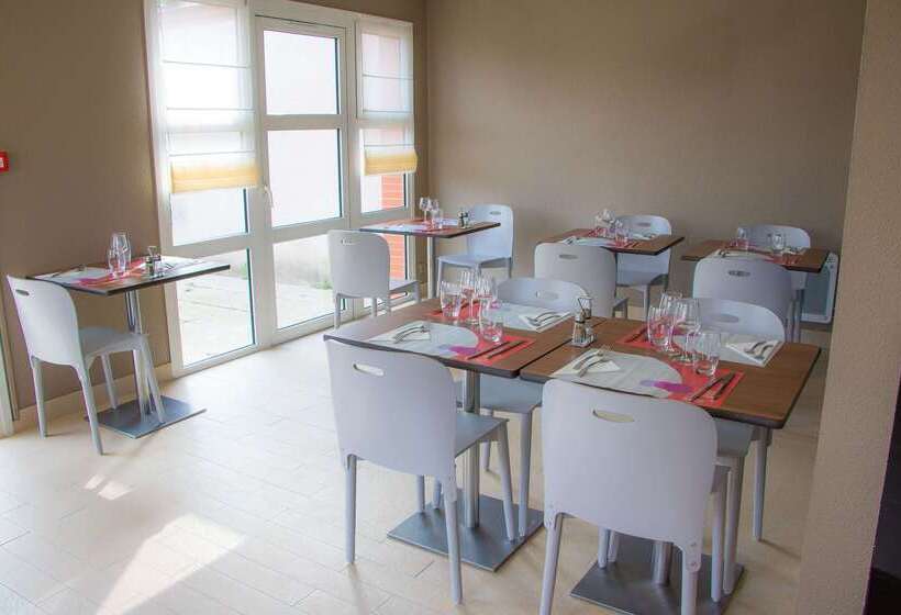 ホテル Campanile Nantes Saint Sébastien Sur Loire