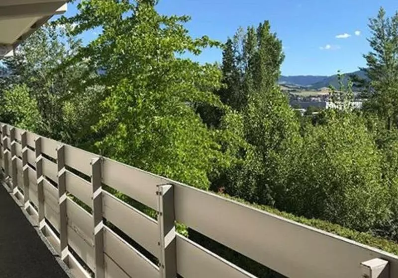 Hotel Campanile Saint Etienne Est  Saint Chamond