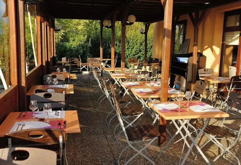 Hotel Campanile Saint Etienne Est  Saint Chamond