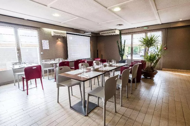 호텔 Campanile Toulon  La Seyne Sur Mer  Sanary