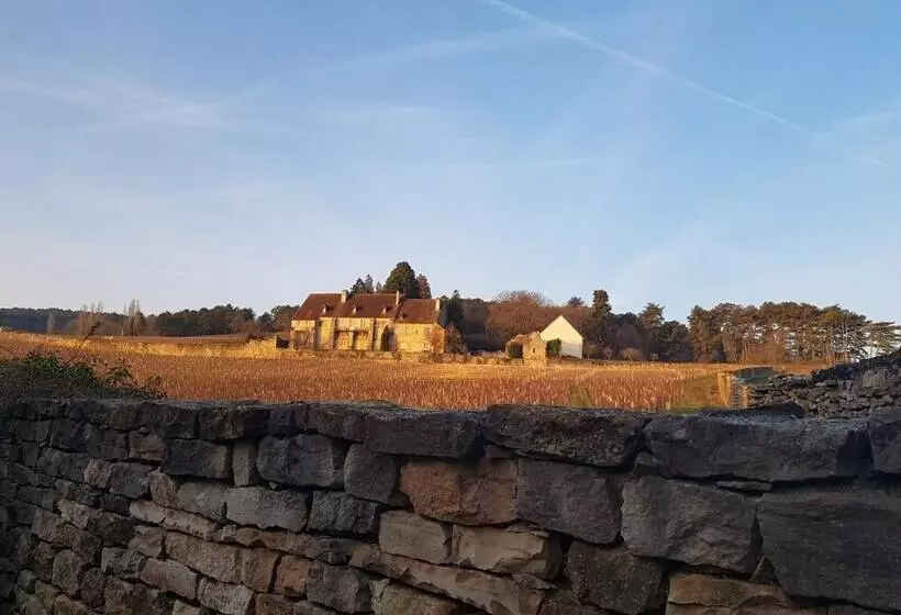 فندق Chez Jeannette